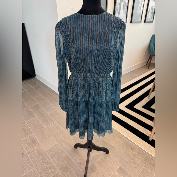 AQUA BLOOMINGDALE'S Blue Metallic Striped Tiered Dress Size XL NWT (FLAWED) - Picture 10 of 15